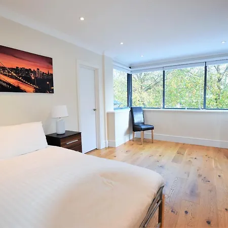 Yourapartment - River View Apts Апартаменти Бристоль